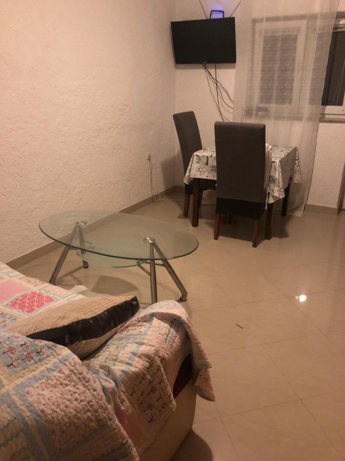 Moko Apartment Сен Екстериор снимка